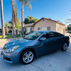2012 Nissan Altima Coupe 