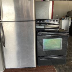 Refrigerator And Stove Set 