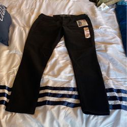Black Jegging Pants