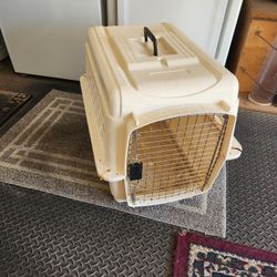 Medium to small size dog carrier