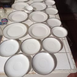 Fine China Noritake Nippton 24 Karat Gold Edges