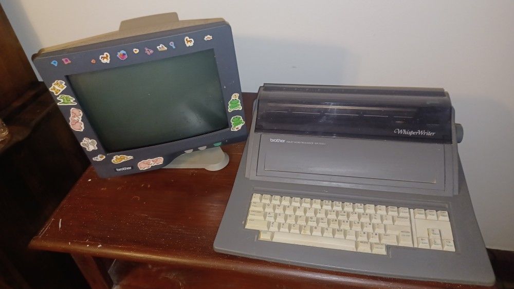 Brother Whisper Writer Vintage Word Processor With Monitor