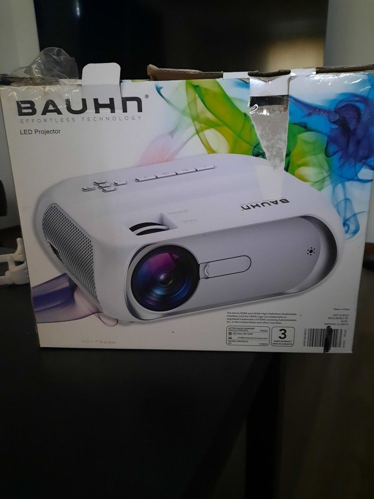 BAUHN Projector w/builtin speakers and remote