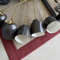 Hanging light fixture