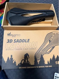 Carbón Saddle