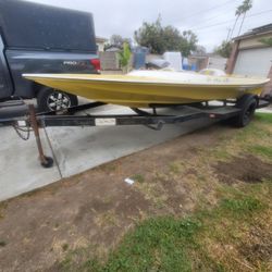 1977 Horizon Lake Boat and trailer 