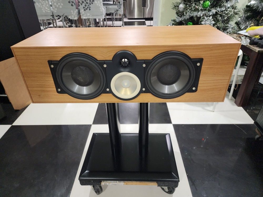 Paradigm Monitor CC 290 V.6 Center Speaker. Made In Canada Excellent Condition Perfect Working Amazing Sound Will Test Before You Buy.