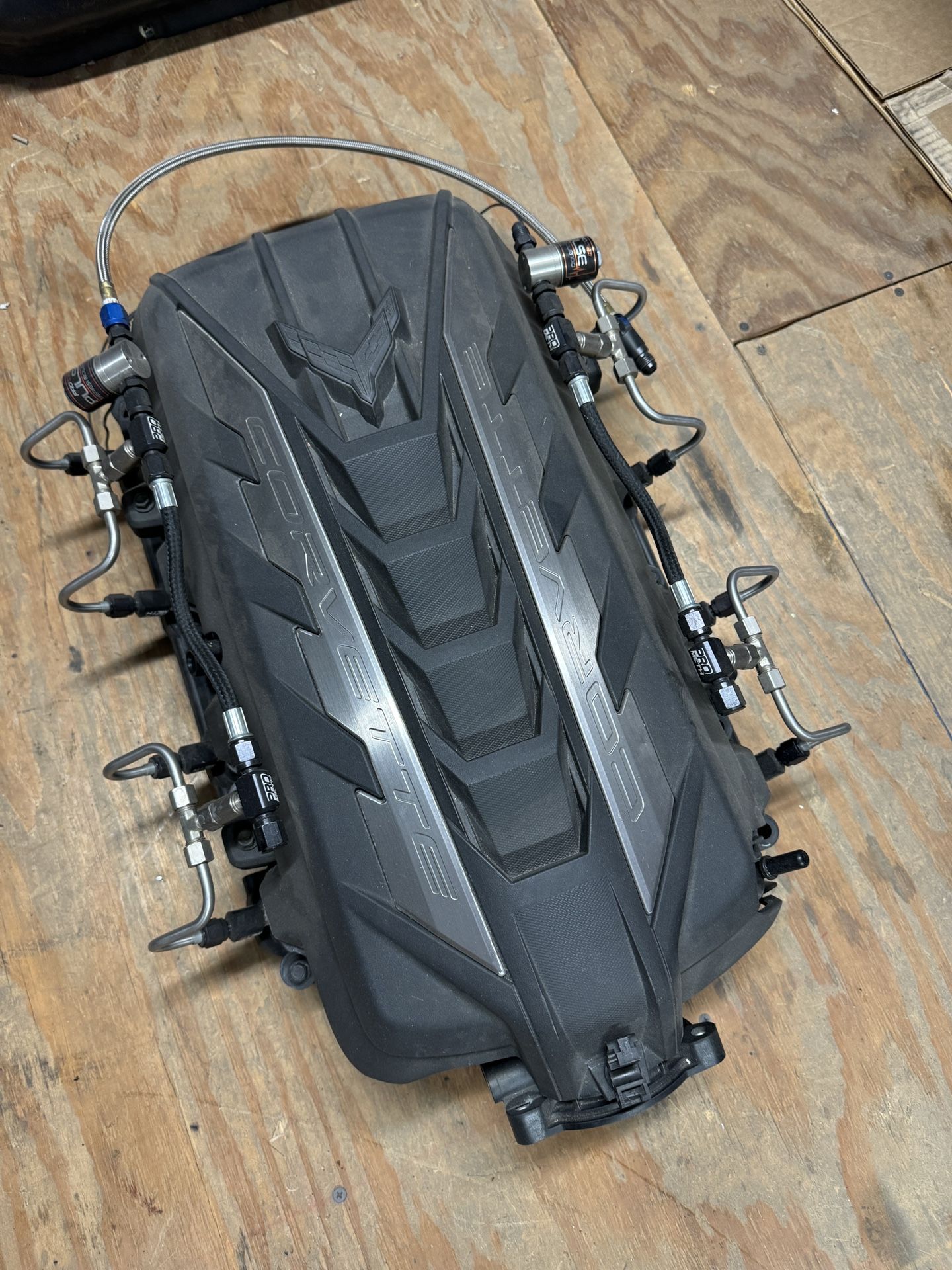 C8 Corvette LT2 Intake Manifold w/ Direct Port Meth Injection