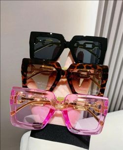 Oversized Square Sunglasses Set of 3
