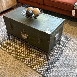Vntg Belber Military Trunk (footlocker) 19" x 16" x 32" Can be used as a coffee table