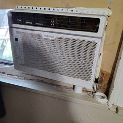 Window AC Unit