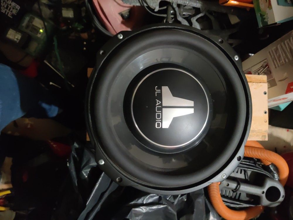 JL AUDIO 12TW3-D8