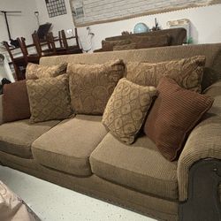 Traditional Upholstered Sofa, And Loveseat/Accent Pillows