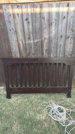 Twin bed