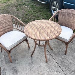 Better Homes & Gardens Willow Sage 3-Piece Wicker Bistro Set - Good Condition