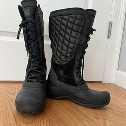 North Face Snow Boots Size US 8