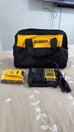 Dewalt  Bag battery charger $60 dlls cash