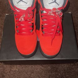 Jordan 5 Retro Raging Bull 