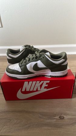 Nike dunk lows women’s