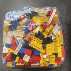 2.5 Pounds Lego