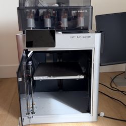 Bambu lab X1C With AMS