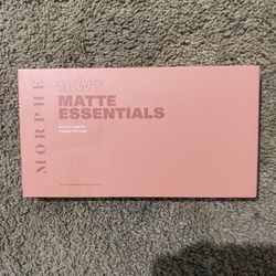 Morphe 18wt Matte Essentials 