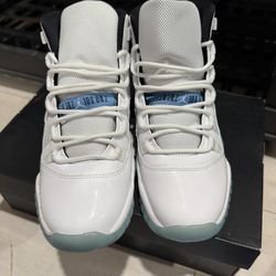 Legend blue Jordan 11 5Y