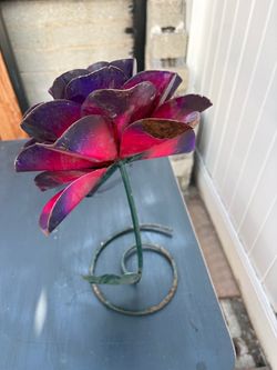Metal rose sculpture