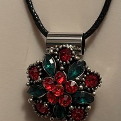 Christmas Colors Rhinestone Necklace 