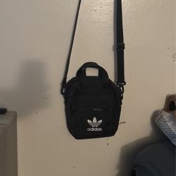 Adidas Crossbod 