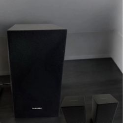 Samsung PSWA87B Subwoofer with PSSM10 Wireless Surround Sound Speakers