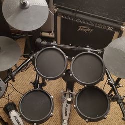 Electronic Drums  Alesis Nitro Mesh