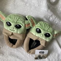 STAR WARS MANDALORIAN BABY YODA