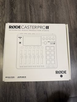 RØDE RØDECaster Pro II All-in-One Production Solution for Podcasting, Streaming, Music Production and Content Creation,Black