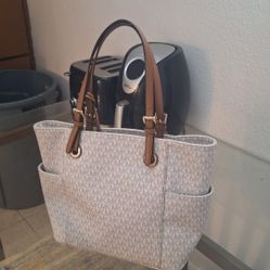 Michael Kors Purse And Wallet