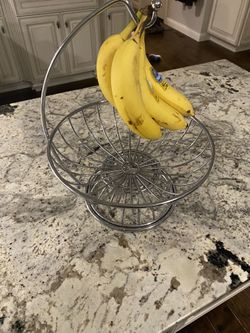 Metal Fruit Basket with banana hook