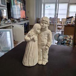 Vintage 1987 Austin Products Bright Eyes Boy & Girl By Dee Crowley Made Of Durastone 11"H X 7"W SEE DESCRIPTION 