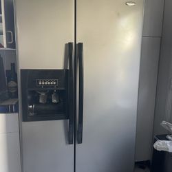 Whirlpool Side By Side Refrigerator Stainless Steel