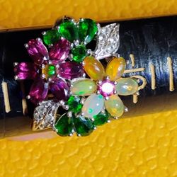 💯SOLD 💯GORGEOUS, GORGEOUS, GORGEOUS. NEW MULTI NATURAL GEMSTONE RING. STERLING. SIZE 11. OPAL, CHROME DIOXIDE, CITRINE, AND AMETHYST. ALL WRAPPED UP