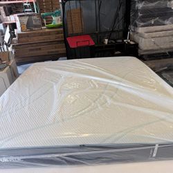 SALE! KING MATTRESS TEMPURPEDIC PROADAPT MEDIUM CONTOUR 