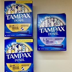 Tampax Pearl regular or light tampons