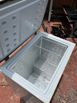 Deep freezer