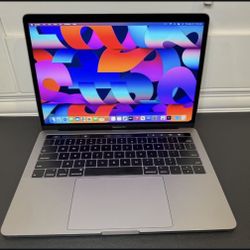 MacBook Pro 2018 256Ssd With Touch Bar Screen (excellent Condition) 