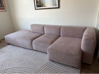 Pink sectional couch 10'