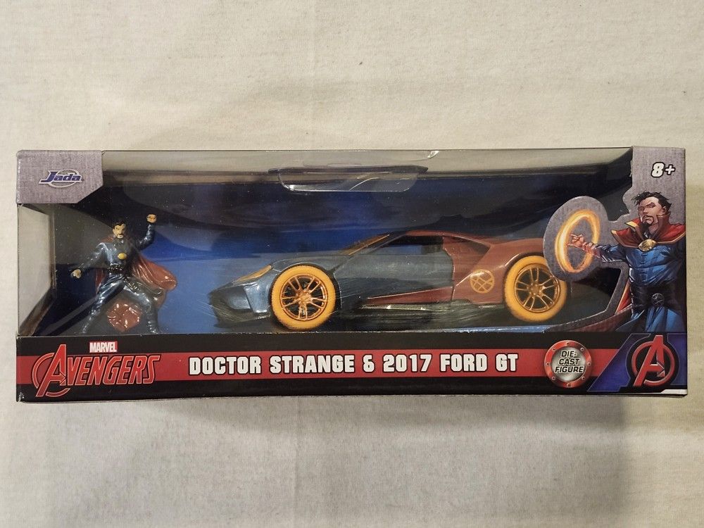 JADA METAL DIECAST 1:32 SCALE. MARVEL AVENGERS  DOCTOR STRANGE. 2017 FORD GT.  WITH METAL DIECAST DOCTOR STRANGE FIGURE. 