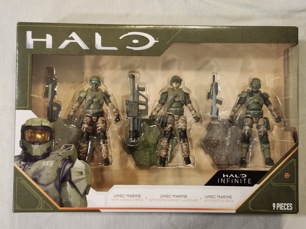 HALO INFINITE UNSC MARINES 3 FIGURES 9 PIECE BOX SET. 