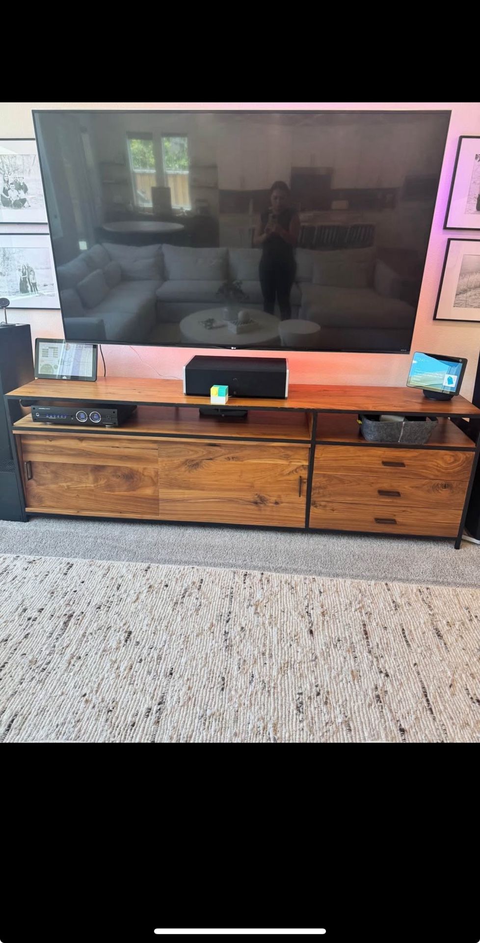 πͺ΅ Wooden TV Console β Great Condition! πͺ΅
