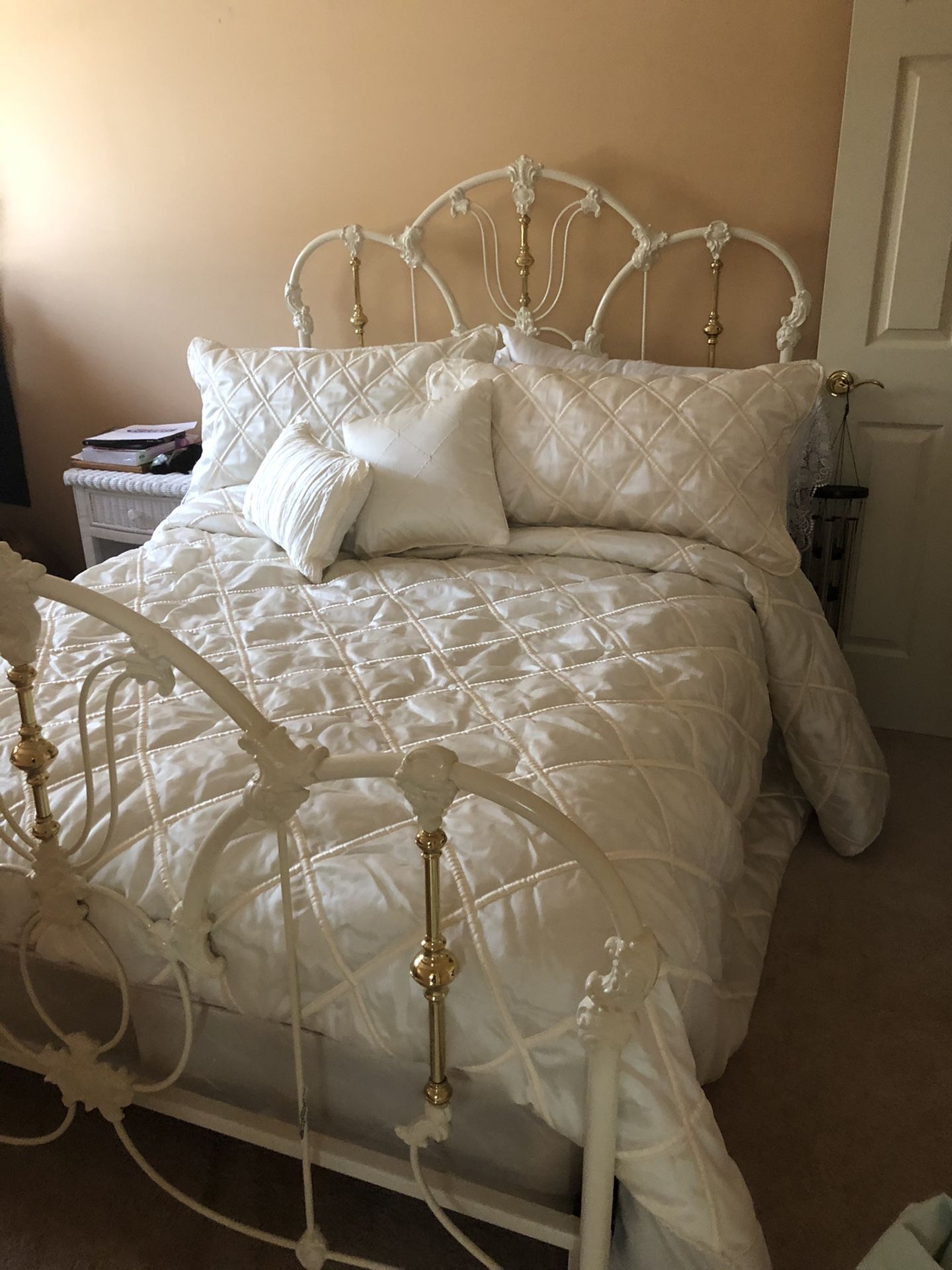 Girls bedroom set. Brass double bed. Box spring and mattress