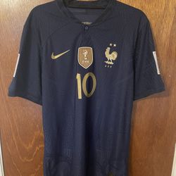 Kylian Mbappé Jersey Size XL Slim (fits like an American L)
