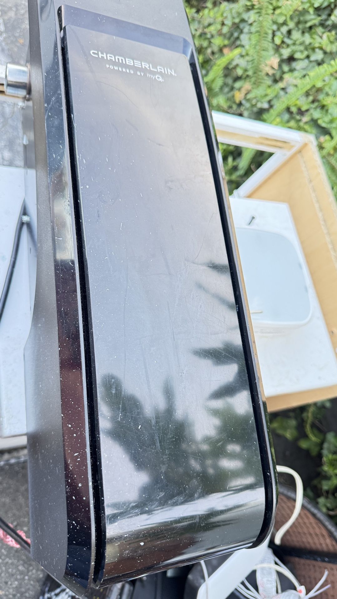 chamberlain wallmount garage door opner